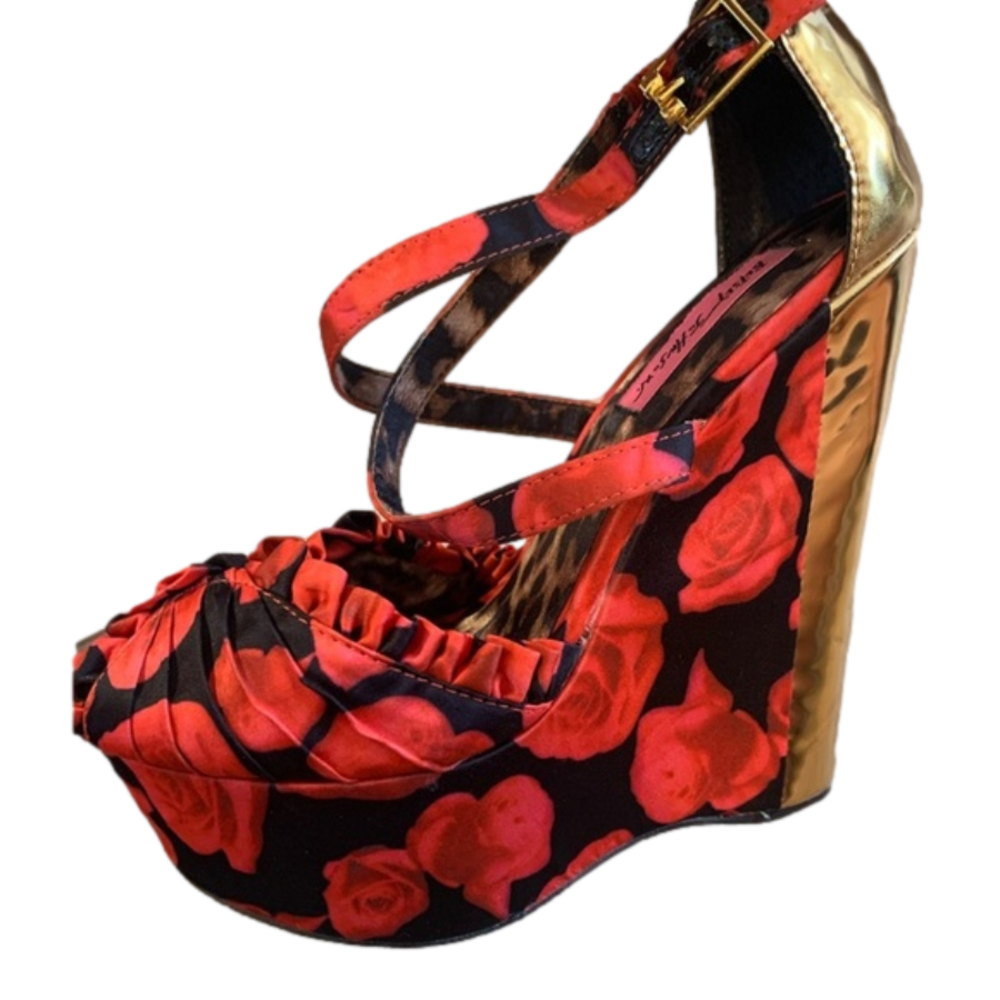 Betsey Johnson Red Rose Floral Gold Wedge Platform Heels - Picture 1 of 14